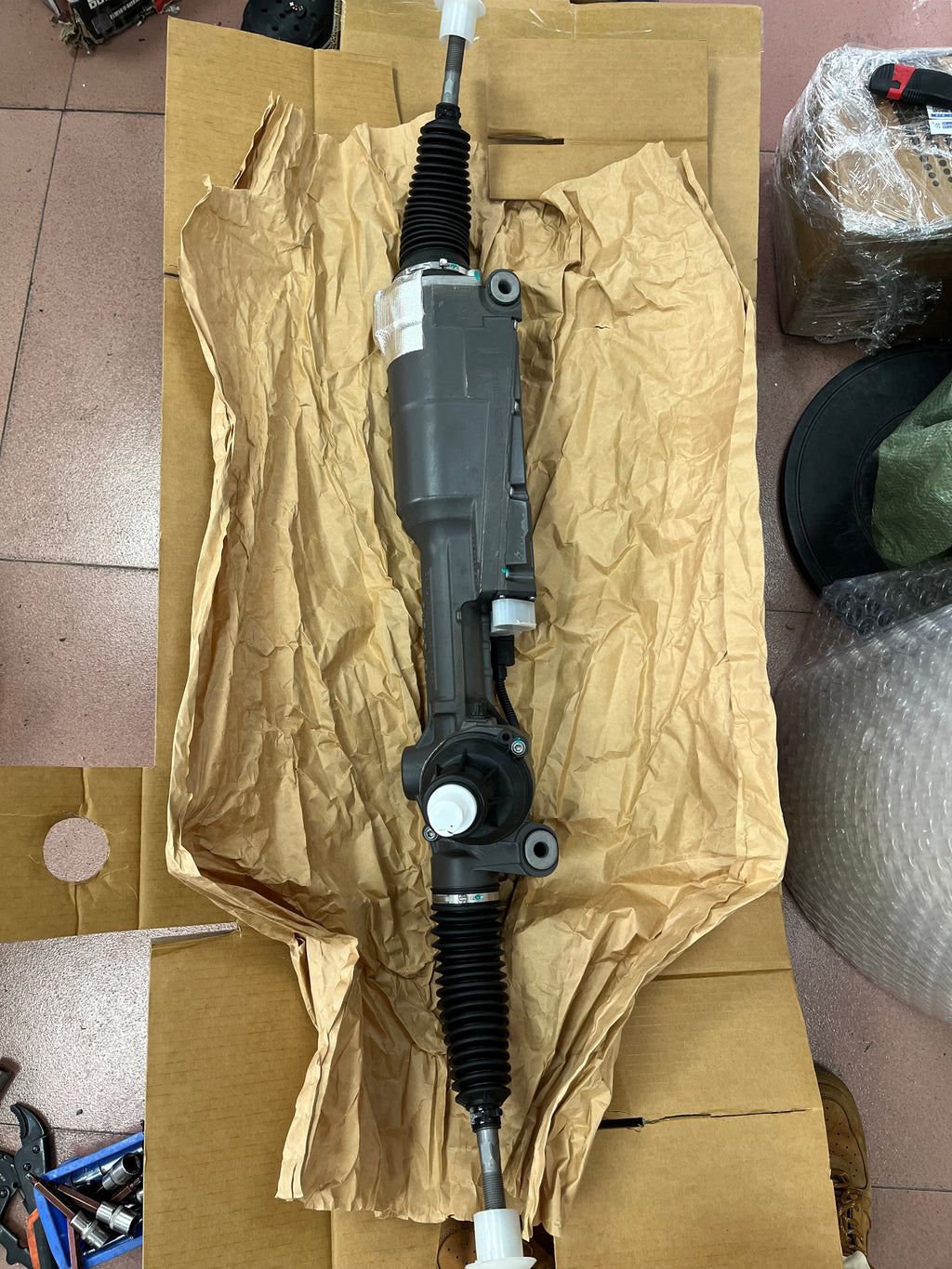 EPS Electric Power Steering Rack 8K1423055AC Fit Audi A4 A5 Auto Parts